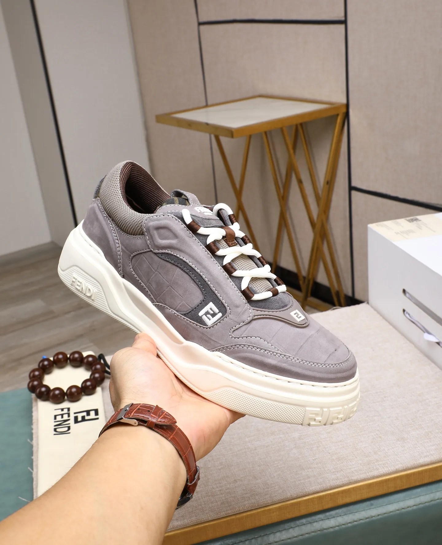 Men's shoes 💰820 [FENDI] Fendi - High-end quality original casual sports shoes - Upper: Nappa calfskin, pebbled calfskin, tongue and heel; injection molded brand logo plastic module - Lining: brand canvas - Outsole: ultra-light TPR foam·rubber; molded outsole -Super high quality control·Fine workmanship: highlighted (high-end·luxury·grade) -Size :39-44 (38, 45, can be customized)